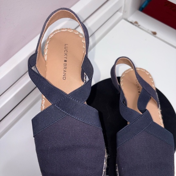 Lucky Brand Navy Canvas Espadrille Slingback Sandals – Women’s Size 9 - Picture 3 of 3